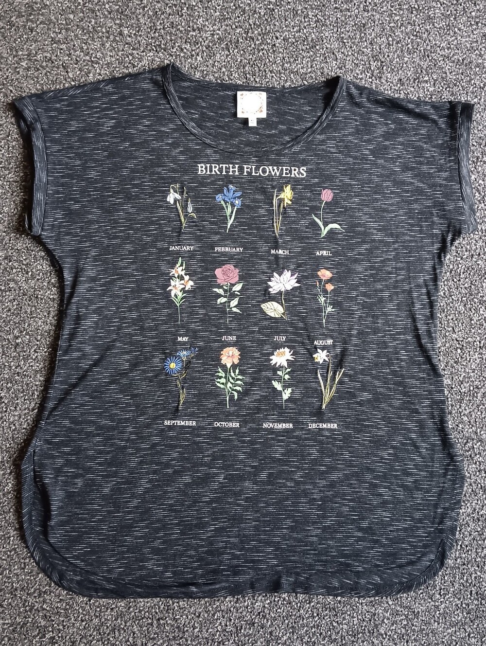 Birth Flowers Graphic Short Sleeve Tee Tshirt Sz. XL, Herbal Witchy Earthy Boho